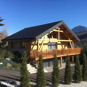 A La Campagne Chalet