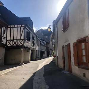 Agreable Maison Au Centre D'arreau Pour 8 Pers Arreau